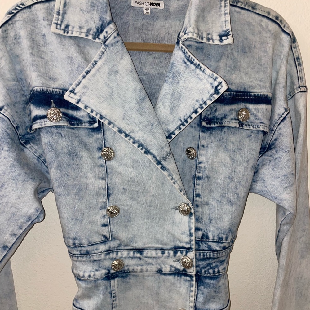 Star Studded Denim Trenchcoat-Type Dress - Picture 5 of 7